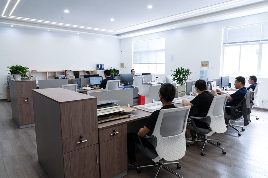 কাজের পরিবেশ